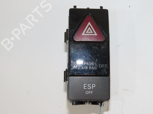 Used Warning switch Warning switch MERCEDES-BENZ C-CLASS (W204) C 220 CDI (204.008) (170 hp) 9598372 9598372