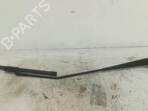 Used Front windshield wiper arm Front windshield wiper arm PEUGEOT 208 I (CA_, CC_) 1.6 HDi (92 hp) 14881138 14881138
