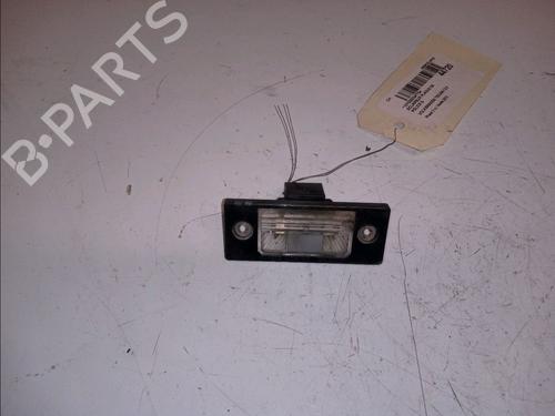 Luz matrícula Luz matrícula VW TIGUAN (5N_) 2.0 TDI (140 hp) 14880845 14880845