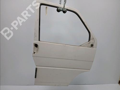 Used Right front door VW TRANSPORTER T4 Van (70A, 70H, 7DA, 7DH) 1.9 D (61 hp) 11102433