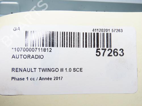 Used Radio Radio RENAULT TWINGO III (BCM_, BCA_) 1.0 SCe 70 (BCMB) (69 hp) 32657965 32657965