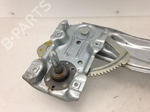 Used Rear right window mechanism Rear right window mechanism TOYOTA YARIS (_P13_) 1.4 D (NLP130_, NLP130) (90 hp) 9593289 9593289