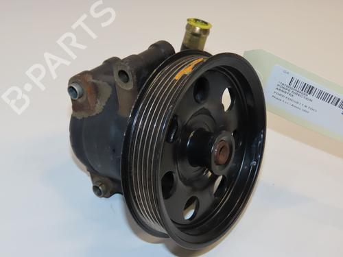 Pompe de direction assistée FORD FOCUS I (DAW, DBW) 1.8 TDCi (115 hp) 28967482