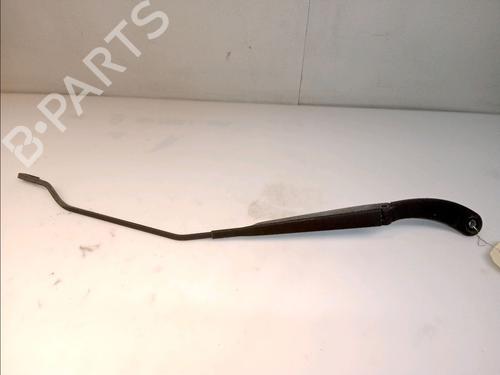 Used Front windshield wiper arm RENAULT MEGANE II (BM0/1_, CM0/1_) 1.6 16V (BM0C, CM0C) (113 hp) 14881333