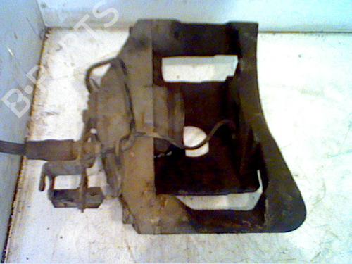 Used Right front brake caliper AUDI A6 C6 Avant (4F5) 3.0 TDI quattro (225 hp) 14877102