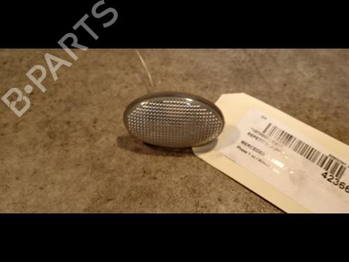 Used Right side indicator Right side indicator MERCEDES-BENZ A-CLASS (W168) A 170 CDI (168.008) (90 hp) 14880369 14880369