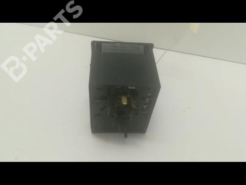 Headlight switch OPEL ZAFIRA A MPV (T98) 2.2 DTI 16V (F75) | BP9601526I24 