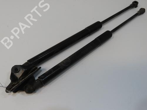 tailgate-lift-support-toyota-auris-_e18_-2012-2013-2014-2015-2016-2017-2018-2019-36310616 main image
