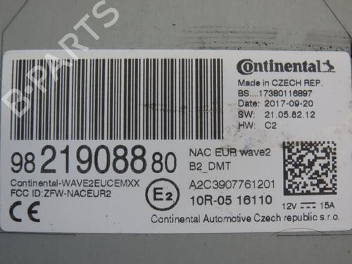 Radio PEUGEOT 208 I (CA_, CC_) 1.2 VTI 82 | BP24358912E6