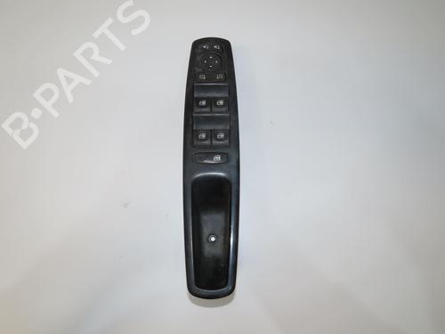 Used Left front window switch Left front window switch RENAULT MEGANE III Grandtour (KZ0/1) 1.5 dCi (KZ0C, KZ1A) (90 hp) 32399703 32399703