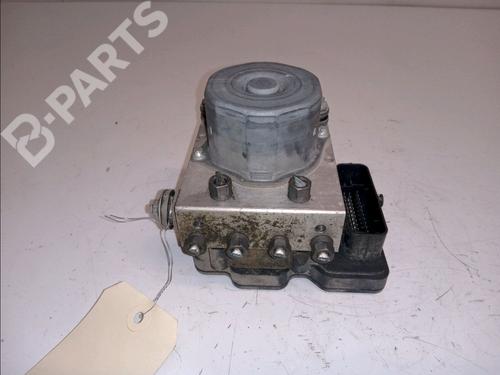 Used ABS pump RENAULT TWINGO III (BCM_, BCA_) 0.9 TCe 90 (BCM9, BCM2) (90 hp) 10145063