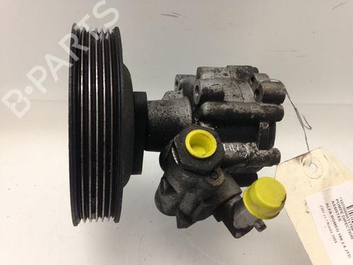 Used Steering pump Steering pump ALFA ROMEO 166 (936_) 2.4 JTD (936AXA00, 936A3B00) (150 hp) 36493835 36493835