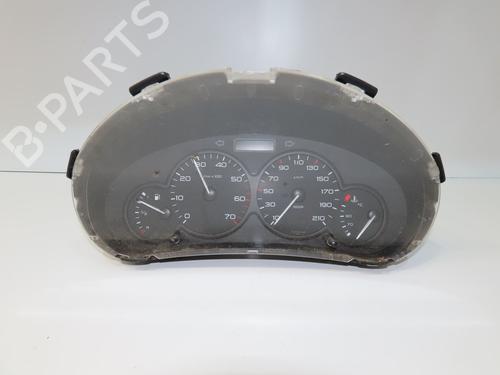 instrument-cluster-renault-clio-ii-hatchback-van-sb012_-1998-31302725 main image