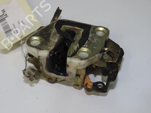 Serrure avant droite MAZDA MX-5 I (NA) 1.6 (NA6C) (115 hp) 32277471