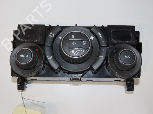 Used Climate control Climate control 38627435 38627435