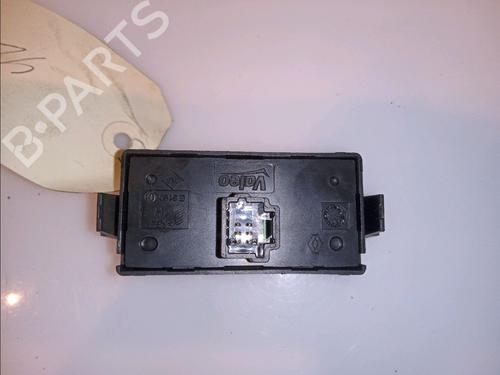 Used Warning switch RENAULT MEGANE III Hatchback (BZ0/1_, B3_) 1.5 dCi (BZ09, BZ0D, BZ1W, BZ29, BZ14) (110 hp) 11361252