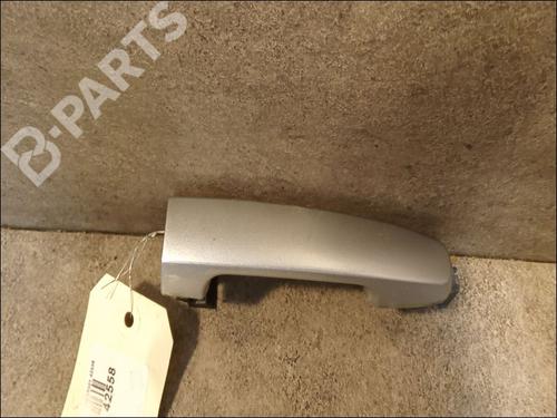 Used Front right exterior door handle TOYOTA RAV 4 II (_A2_) 2.0 D 4WD (CLA20_, CLA21_, CLA20R, CLA21R) (116 hp) 9617774
