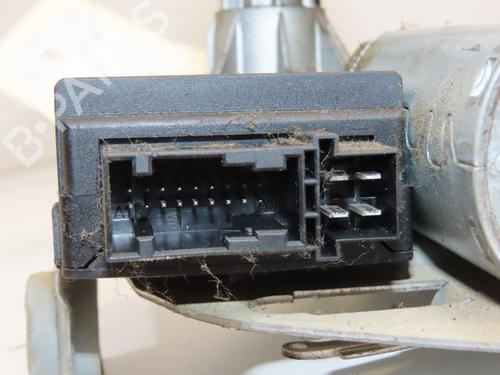 Used Rear wiper motor RENAULT ESPACE III (JE0_) 2.0 (JE0A) (114 hp) 28832960