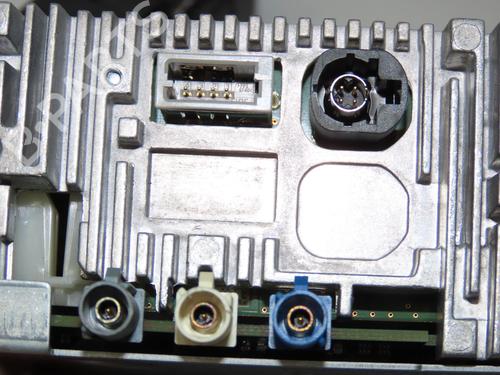 Used Radio PEUGEOT 2008 I (CU_) 1.2 VTi (82 hp) 32200830