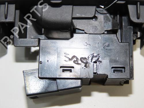 Switch VOLVO V40 Cross Country (526) D2 | BP32511464I30 - Image 4