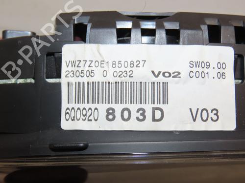 Cockpit VW POLO IV (9N_, 9A_) 1.4 TDI | BP28830465C47