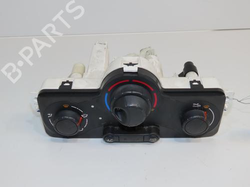 Used Climate control Climate control RENAULT CLIO III (BR0/1, CR0/1) 1.2 16V (BR02, BR0J, BR11, CR02, CR0J, CR11) (75 hp) 33477543 33477543