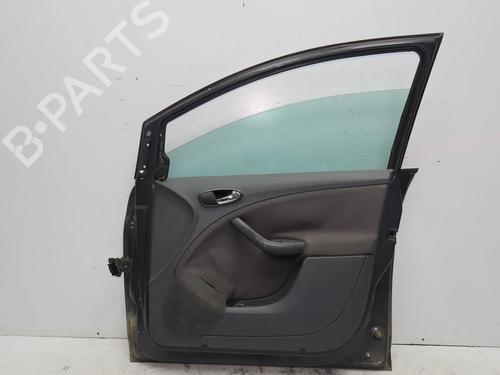 Used Right front door SEAT ALTEA (5P1) 1.9 TDI (105 hp) 31843329