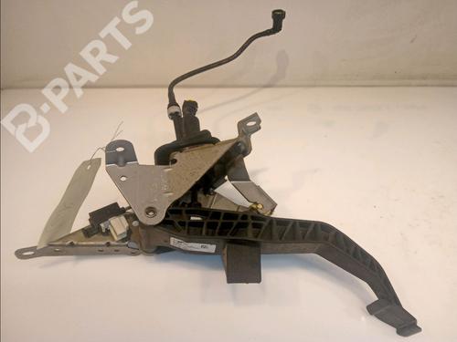 clutch-pedal-volvo-c30-533-d2-31341443-2006-2007-2008-2009-2010-2011-2012-2013-11099947 main image