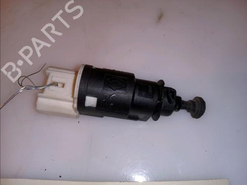 Módulo eletrónico Módulo eletrónico RENAULT LAGUNA II Grandtour (KG0/1_) 2.0 dCi (KG1T) (150 hp) 14876872 14876872