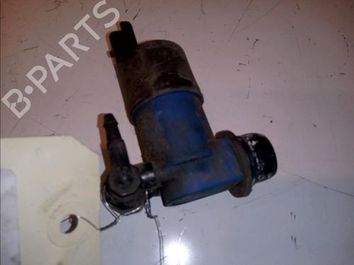 Used Washer pump RENAULT TWINGO II (CN0_) 1.2 16V (CN0K, CN0V, CN0A) (76 hp) 14881693