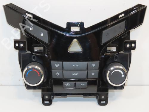 Used Climate control CHEVROLET CRUZE (J300) 1.8 (141 hp) 18342668