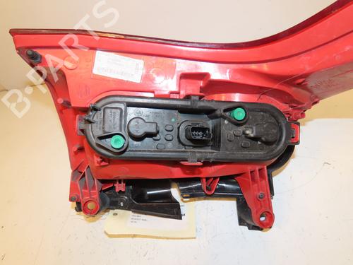 Right taillight PEUGEOT 5008 (0U_, 0E_) 2.0 HDi 150 / BlueHDi 150 | BP16688397C35 