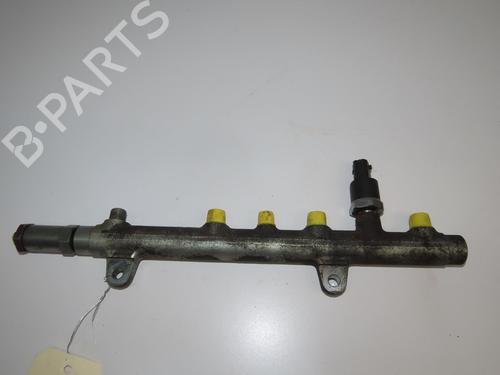 Used Injection rail Injection rail 9598161 9598161