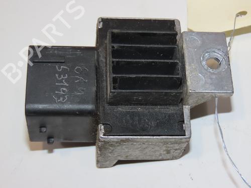 Used Electronic module RENAULT SCÉNIC III (JZ0/1_) 1.5 dCi (106 hp) 28828955