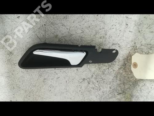 Used Rear left interior door handle Rear left interior door handle MERCEDES-BENZ B-CLASS Sports Tourer (W245) B 200 CDI (245.208) (140 hp) 9606499 9606499