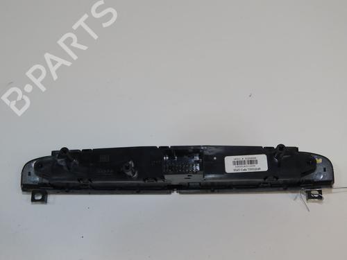 Used Warning switch Warning switch FIAT PUNTO (199_) 1.4 (199AXB1A, 199BXB1A, 199BXB11, 199AXB11) (78 hp) 33728055 33728055