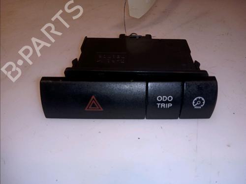 Used Warning switch Warning switch TOYOTA PRIUS Liftback (_W2_) 1.5 Hybrid (NHW20_, NHW20R) (112 hp) 11100760 11100760