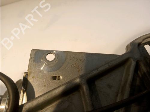 Used Steering column FORD FOCUS III 1.6 TDCi (115 hp) 11343145