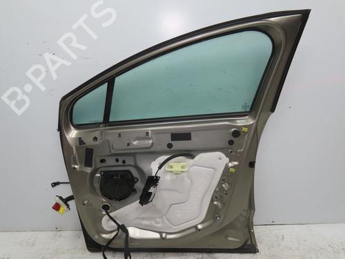 Right front door PEUGEOT 5008 (0U_, 0E_) 1.6 HDi | BP30867370C3