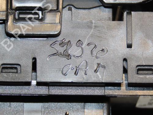 Used Left front window switch PEUGEOT 208 II (UB_, UP_, UW_, UJ_) e-208 (136 hp) 28831720