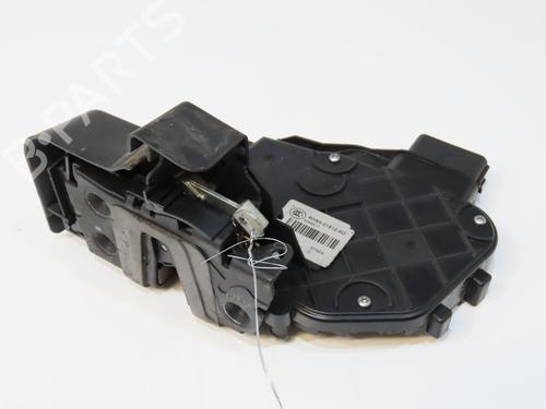 Used Front right lock Front right lock LAND ROVER RANGE ROVER SPORT I (L320) 2.7 D 4x4 (190 hp) 36283685 36283685