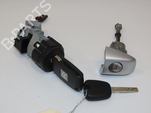 Used Electronic module Electronic module RENAULT ESPACE II (J/S63_) 2.1 TD (J633, J634, J/S635, J/S63D) (88 hp) 28967436 28967436