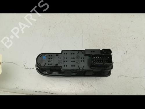 Used Left front window switch CITROËN C3 II (SC_) 1.4 (73 hp) 9595686