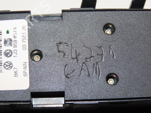 Used Left front window switch SKODA FABIA I (6Y2) 1.2 (54 hp) 28831754