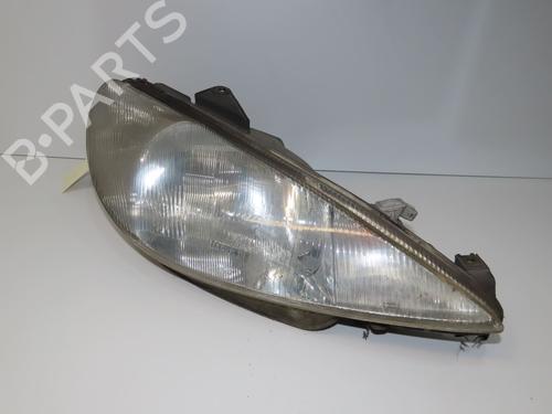 Used Right headlight Right headlight PEUGEOT 206 Hatchback (2A/C) 1.4 i (75 hp) 31748032 31748032