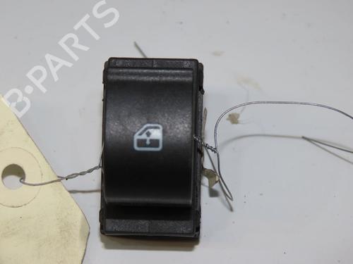 Używane Przełącznik szyby tylnej lewej FIAT PUNTO (199_) 1.3 D Multijet (84 hp) 32354785