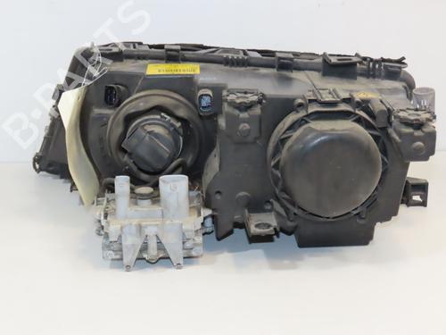 Used Right headlight Right headlight BMW 3 Touring (E46) 330 xd (204 hp) 18153472 18153472