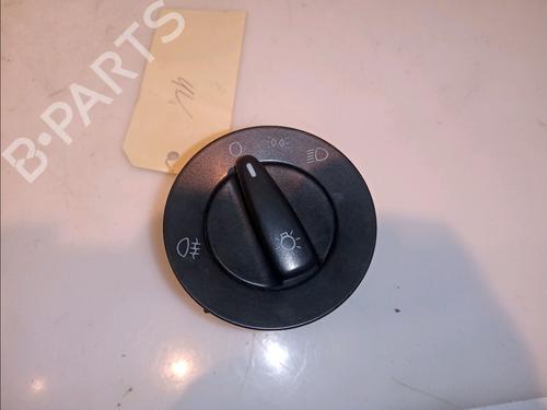 Used Headlight switch VW POLO (6N2) 1.4 (60 hp) 23174206