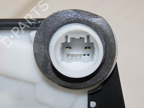 Front right lock TOYOTA YARIS (_P13_) 1.5 Hybrid (NHP130_) | BP18953690C97 