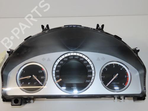 instrument-cluster-mercedes-benz-c-class-w204-2007-2008-2009-2010-2011-2012-2013-2014-2015-36246642 main image